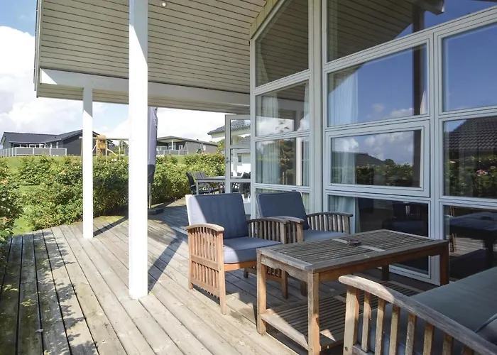 Holiday home Hoelgardvej *